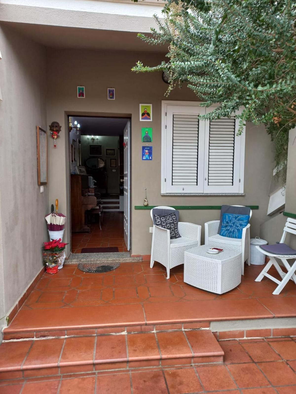 B&B Filomena Santa Giusta Extérieur photo